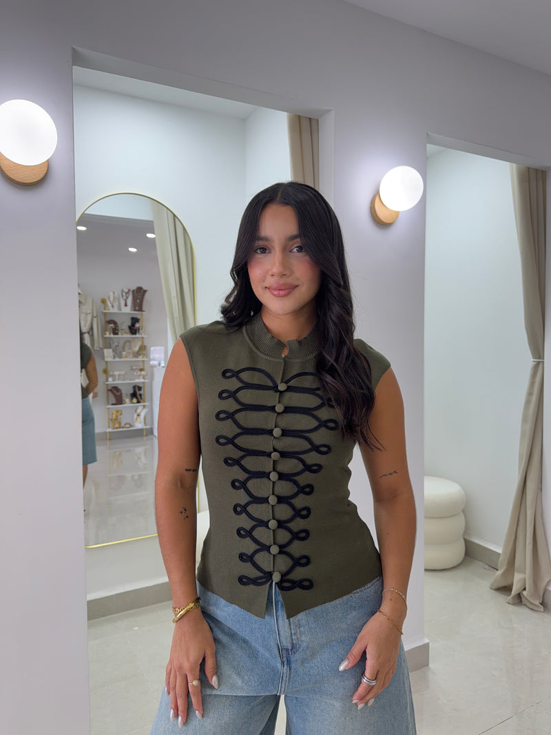 Napoleonic-style olive top