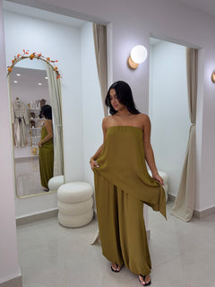 Strapless top & balloon pants