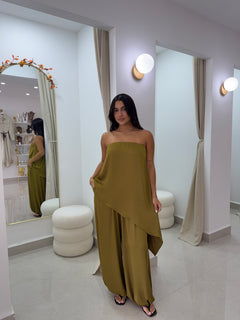 Strapless top & balloon pants