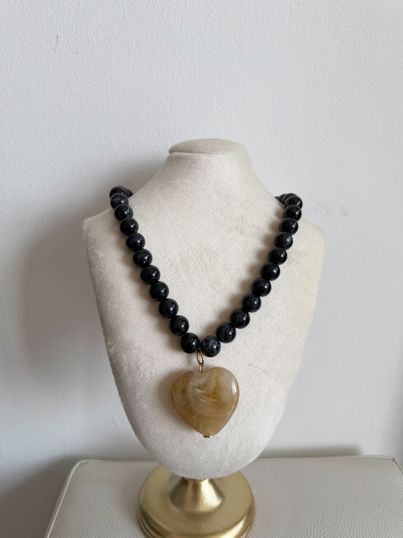 Love beige necklace