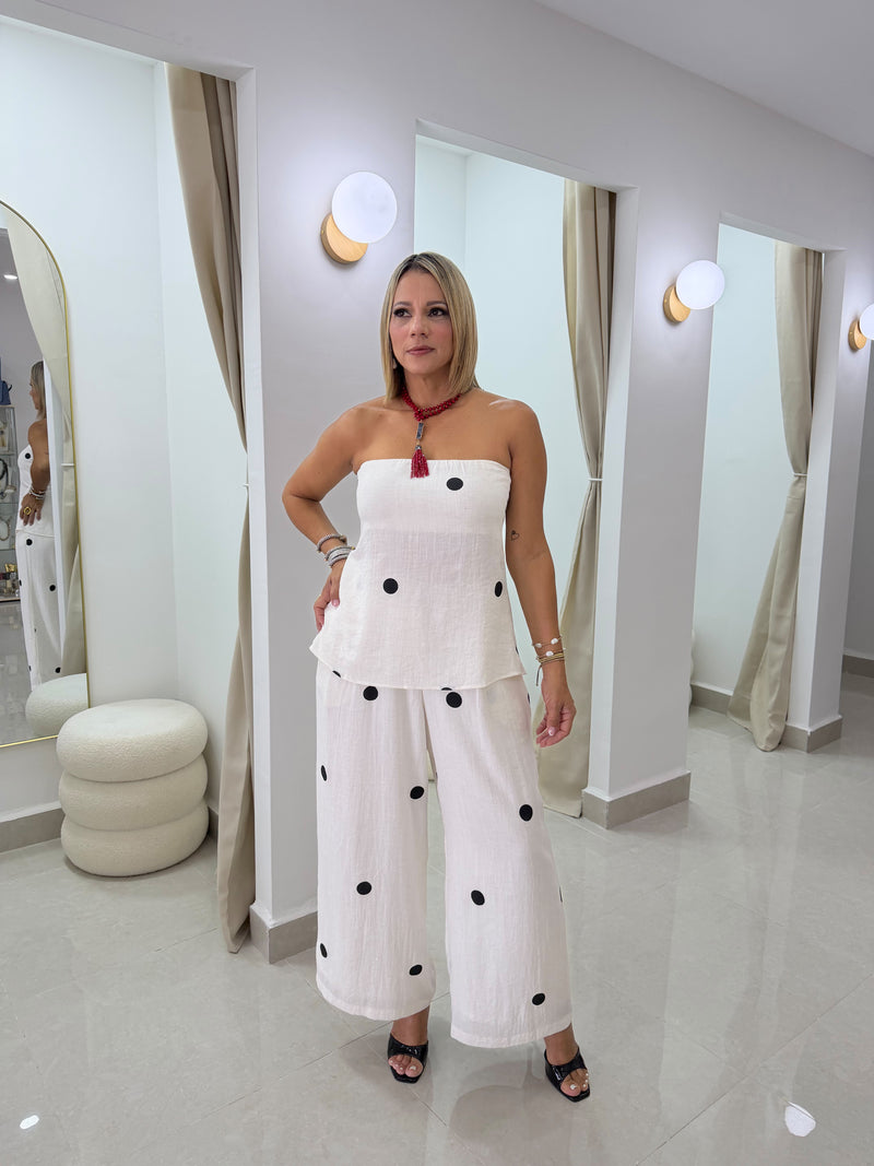 Polka dots tube top and pants