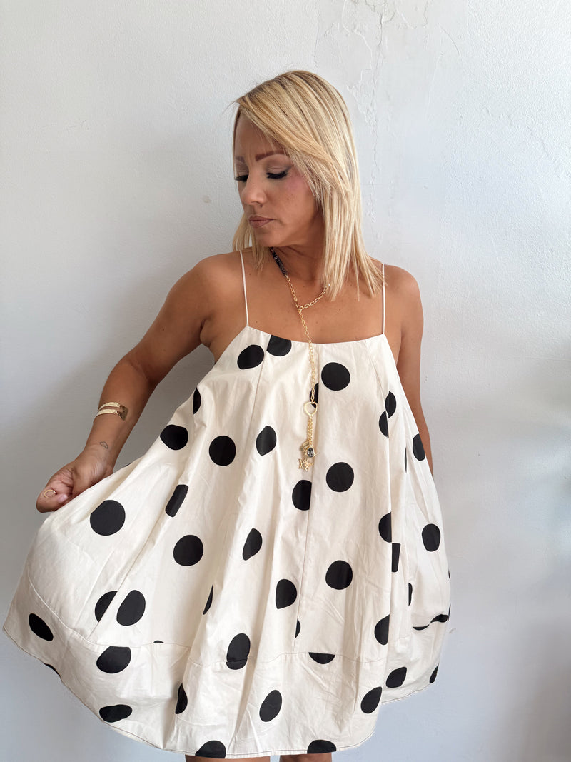 Cream/black dress