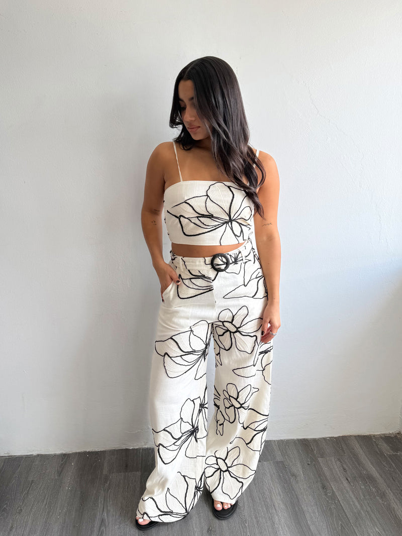 Cream details set
