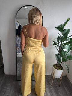 Butter yellow set