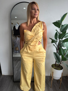 Butter yellow set