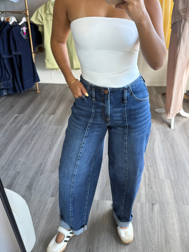 Dark barrel jeans